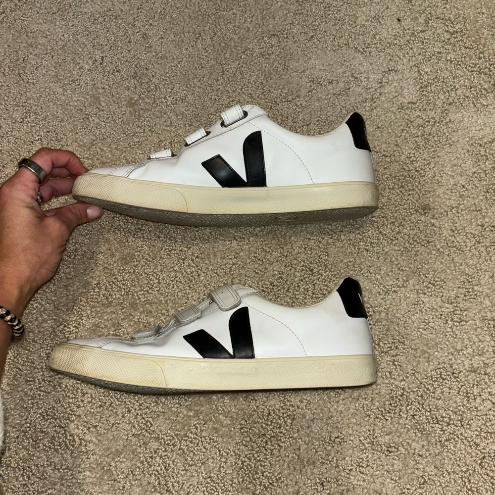Veja Strap Sneakers - Picture 6 of 8